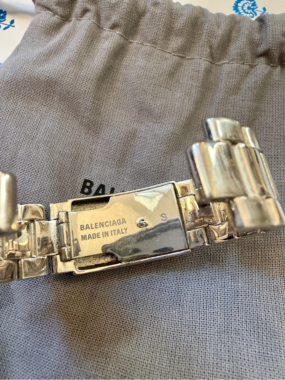 Balenciaga Silver Polished Metal Bracelet/Cuff Band Size Small - Picture 2 of 5